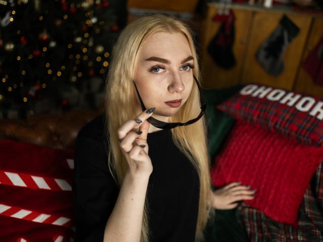 BeatriceFly - Live porn &amp; sex cam - 21756721