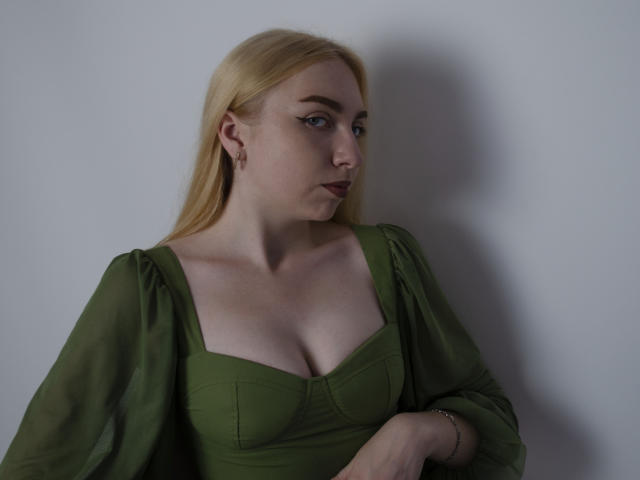 BeatriceFly - Sexe cam en vivo - 21757505