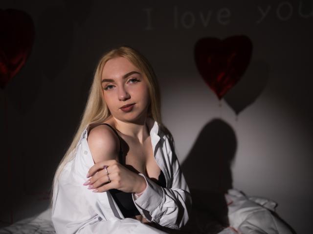 BeatriceFly - Live sex cam - 21757573
