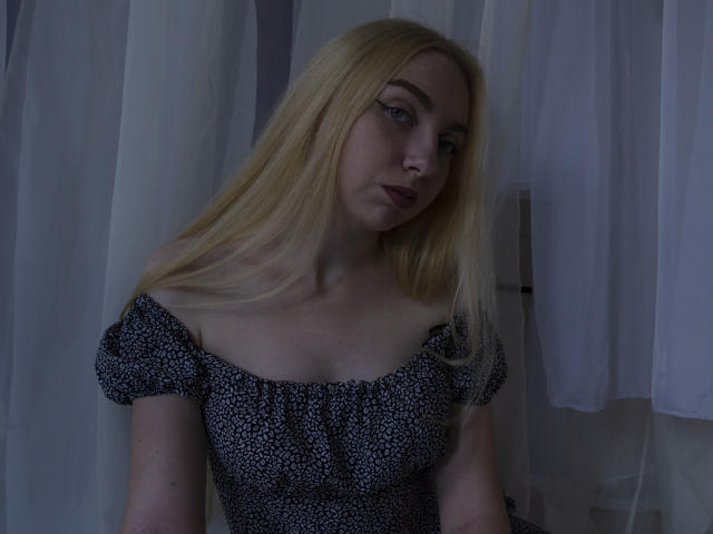 BeatriceFly - Live porn &amp; sex cam - 21757601
