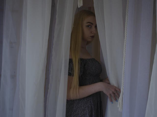 BeatriceFly - Live sex cam - 21757621