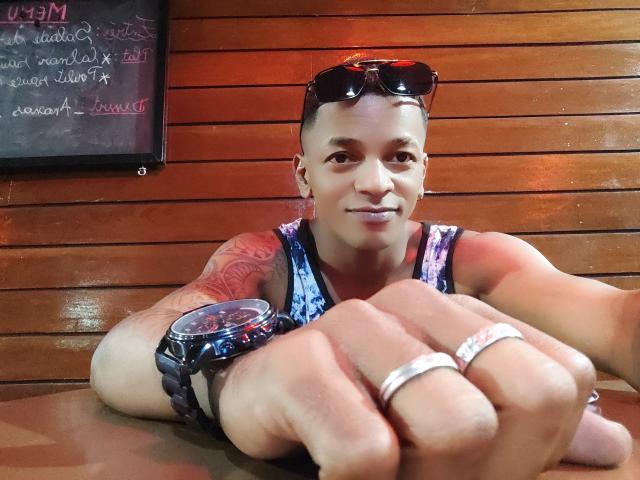 JohnBlack - Sexe cam en vivo - 21761637