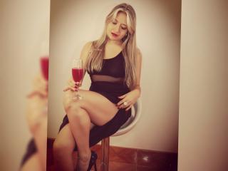 ValeriaHunter69 - Live sex cam - 21779693