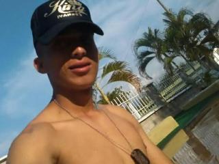 ChristoferMegia - Sexe cam en vivo - 21786317