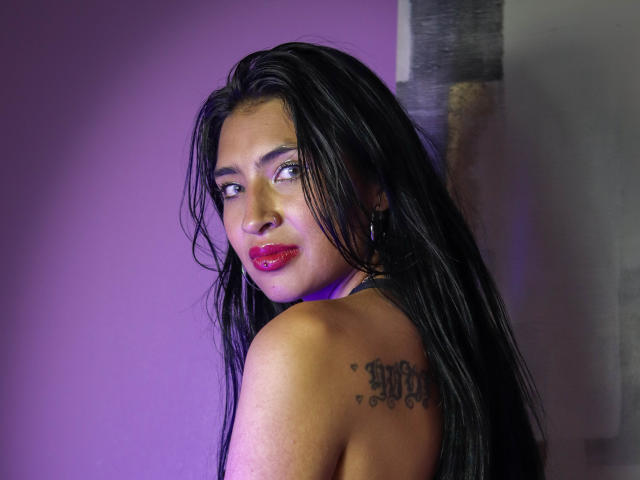 GreennEyess - Live sex cam - 21792577