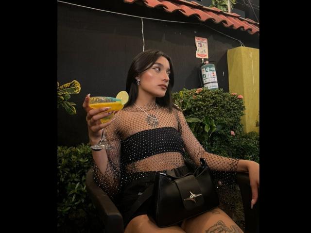 SalomeMille - Live sexe cam - 21794853