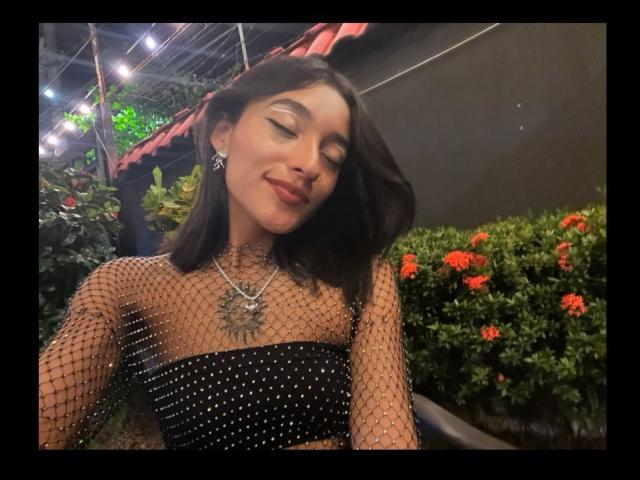 SalomeMille - Live sex cam - 21794885