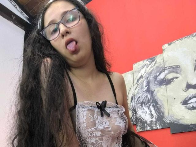 BellaEtLeo - Live sex cam - 21796441
