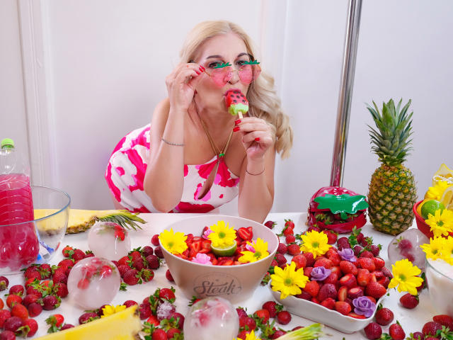 LadyJanyne - Live porn &amp; sex cam - 21802985