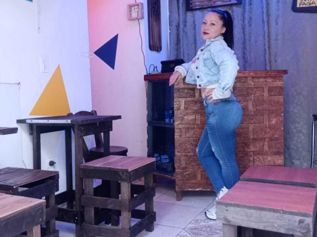 CharloteEzra - Live sex cam - 21807281