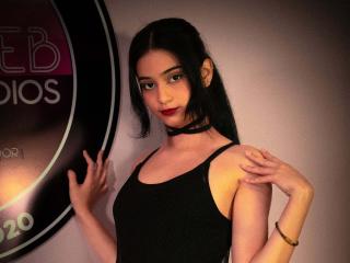LunaXHottie - Live Sex Cam - 21810185