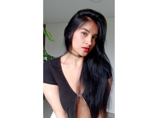 EmilyJensenn - Live sexe cam - 21811453