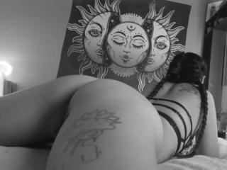 AlissaGrey - Live sex cam - 21816785