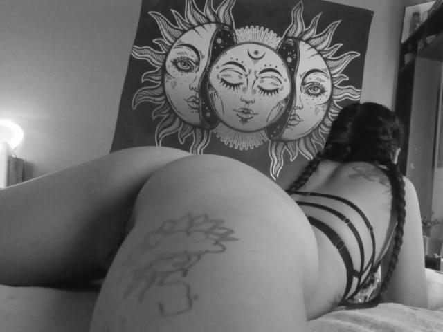 AlissaGrey - Live sex cam - 21816785