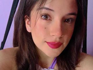 EmiSun - Live sex cam - 21833393