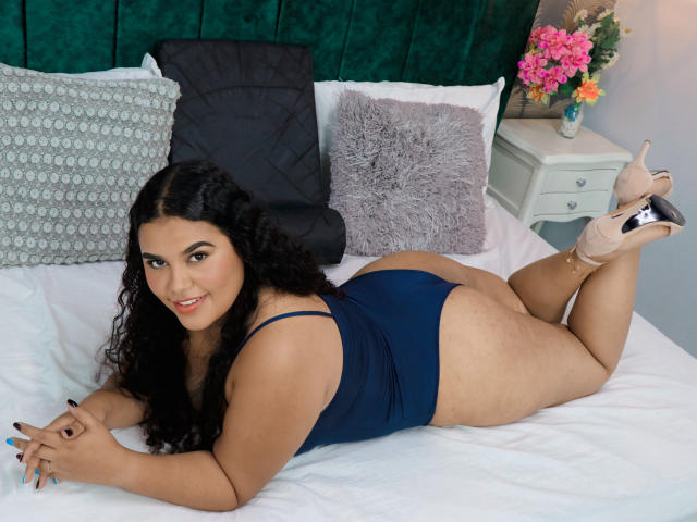 ElenaThailor - Live sexe cam - 21839045