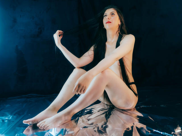 MeganKlein - Live Sex Cam - 21846357