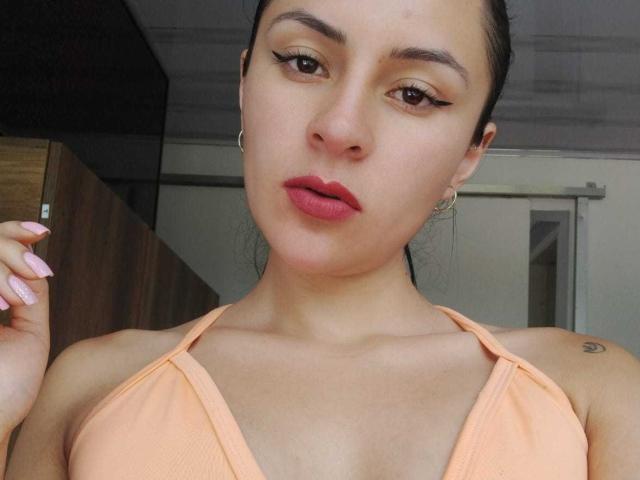 HayleeWaner - Live sex cam - 21848501