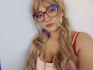 LilaPoiluDom - Live sex cam - 21849173