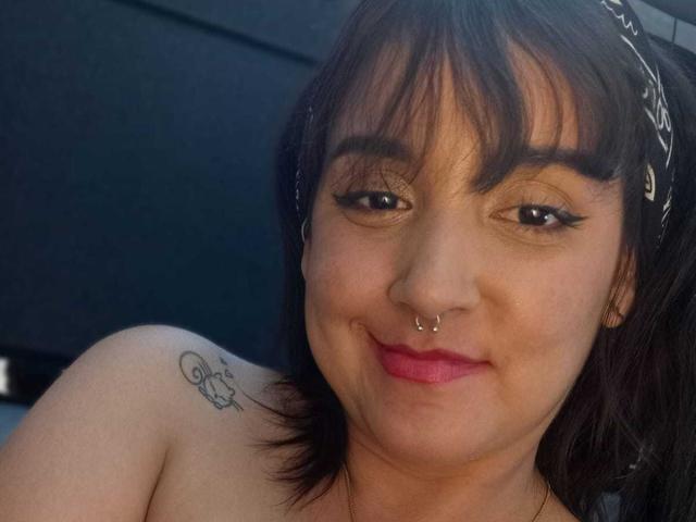 KendallCameron - Live sex cam - 21855601