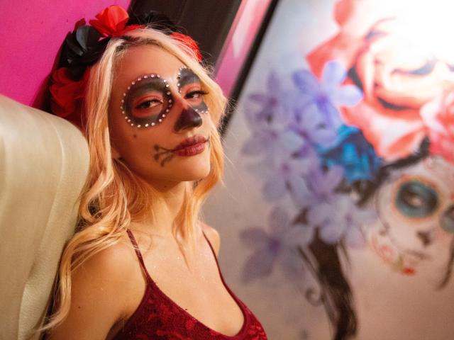 KiriamGomez - Live sex cam - 21859541