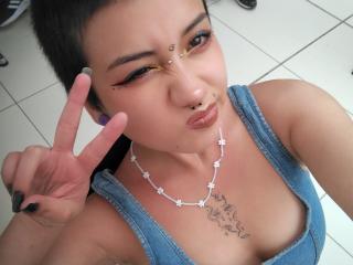 MadisonThomson - Sexe cam en vivo - 21859657