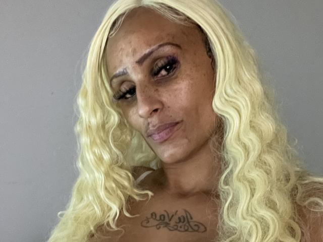 SexyRedBone - Live sexe cam - 21860405