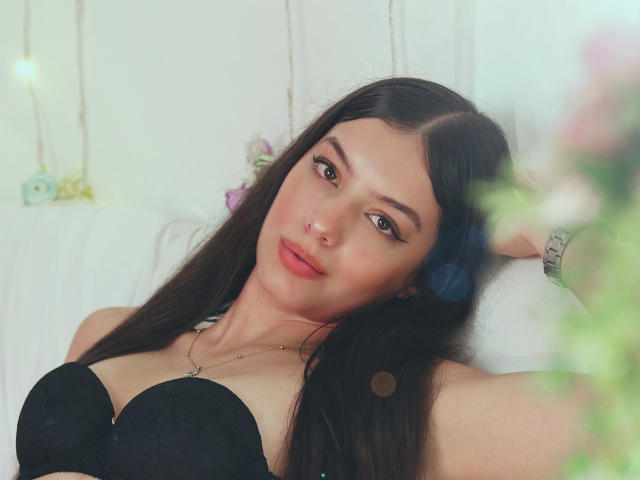 SophiaMonroee - Live sexe cam - 21862117