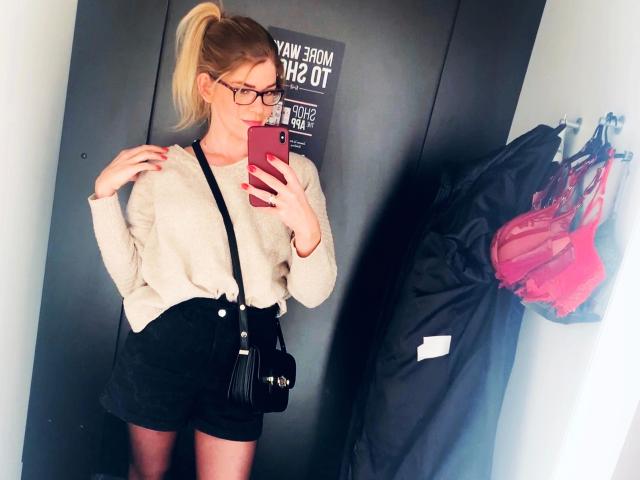 Tara-Secret-hot - Live sex cam - 21862941