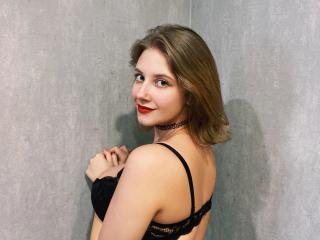 JuliaLuxx-hot - Live sex cam - 21868145