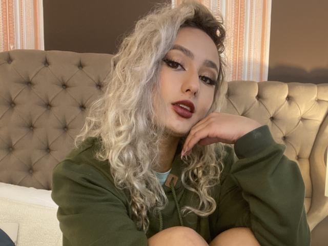 FloraSaenz - Live sex cam - 21873045