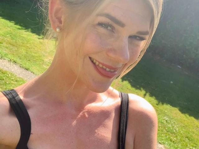 Tara-Secret-hot - Live sex cam - 21873261