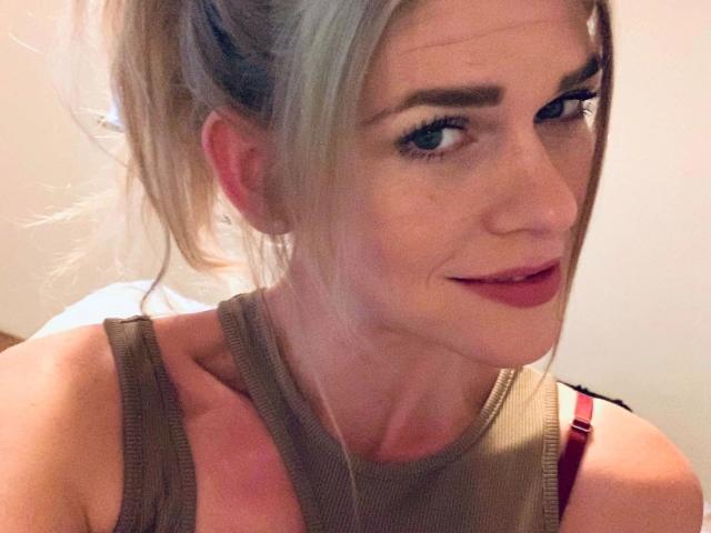 Tara-Secret-hot - Live sexe cam - 21873277