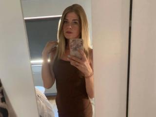 Tara-Secret-hot - Live sex cam - 21873285