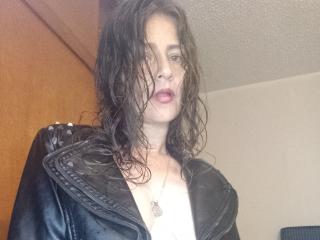 VickyHott69 - Live sex cam - 21874877
