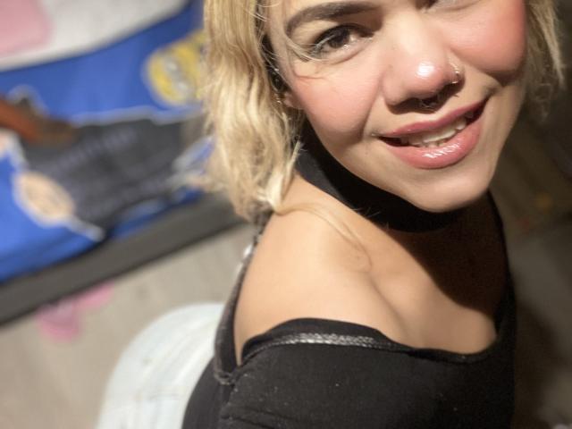 TarahDustin - Live sexe cam - 21876849