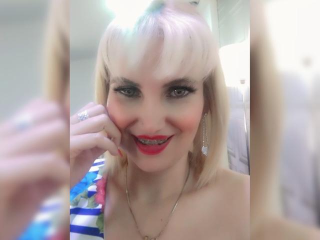 GiuliaAddams - Live sex cam - 21877389