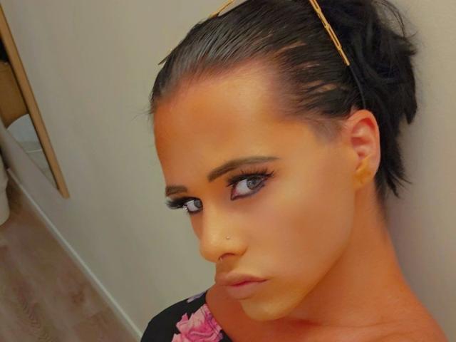 GianinaTs-hot - Live sexe cam - 21879413
