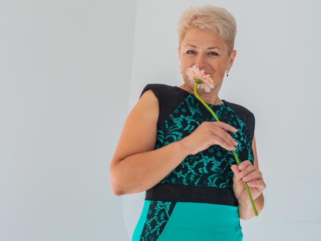 EmiliaGree - сексуальная веб-камера в реальном времени - 21880653