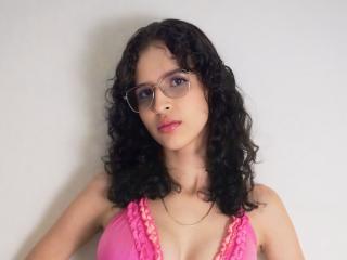 ThaliiaGomez - Live porn &amp; sex cam - 21883181