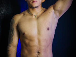 JeisonStark - Live porn &amp; sex cam - 21884793
