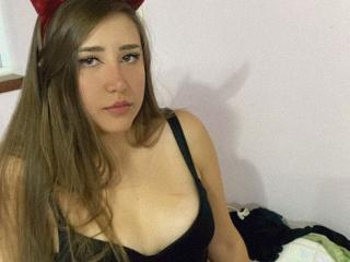 HiAstryd - Live sex cam - 21885917
