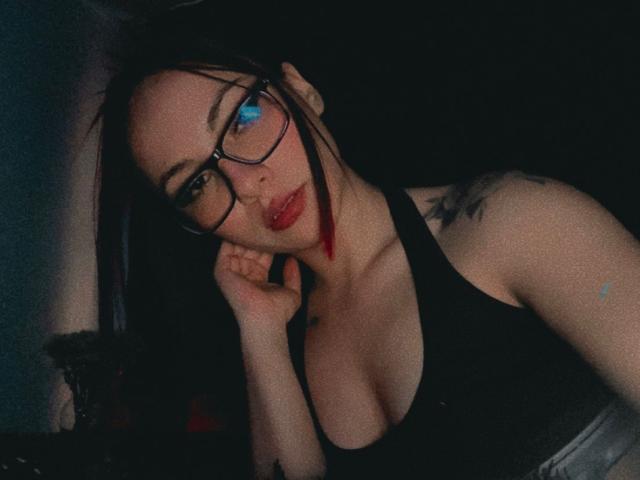 ValeryHarllow - Live sex cam - 21889345