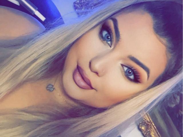 AllysonK - Live sex cam - 21890825