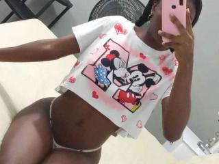 LucianaReid - Live Sex Cam - 21893265