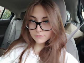 Afelia - Live sex cam - 21893313