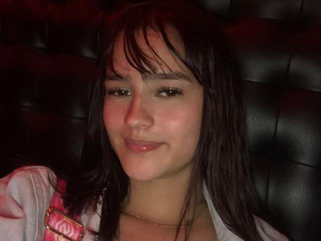 MelodyMansson - Camera khiêu dâm &amp; quyến rũ trực tiếp - 21895417