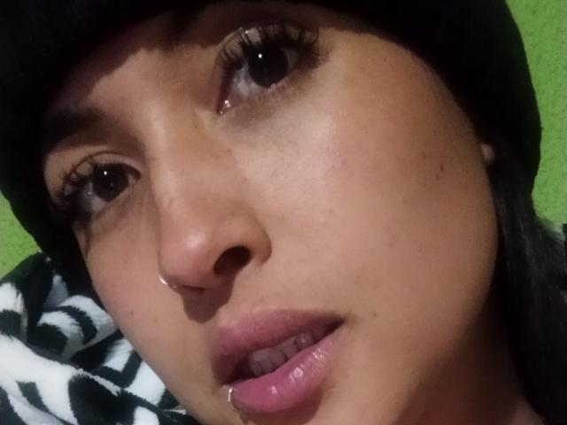 MirandaDreams - Live sex cam - 21896513