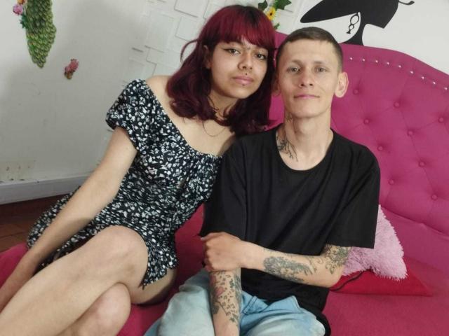 ElekraAndPaul - Live sex cam - 21899345