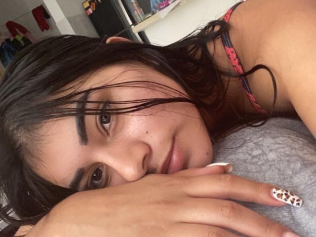 AbbyKey - Live sex cam - 21902861